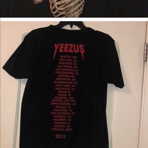 Yeezy t shirt